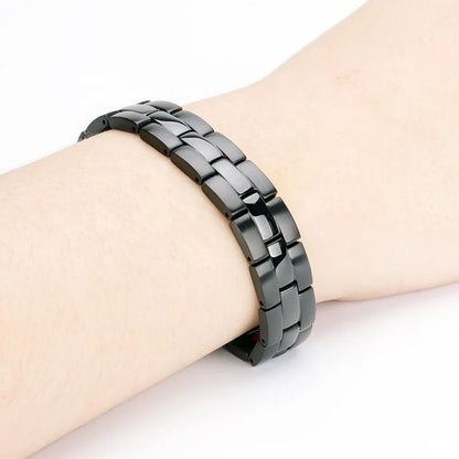 Men's Stainless Steel Magnetic Therapeutic Bracelet New Fashion Design with Gold Plating Titanium Material for Weddings Gifts