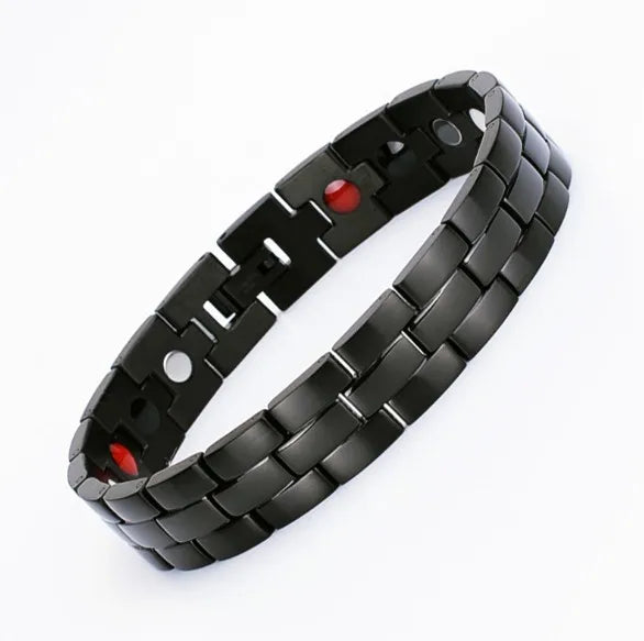 Men's Stainless Steel Magnetic Therapeutic Bracelet New Fashion Design with Gold Plating Titanium Material for Weddings Gifts